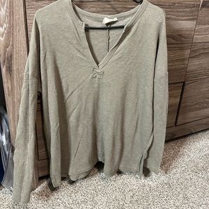 Long Sleeve Women’s Small